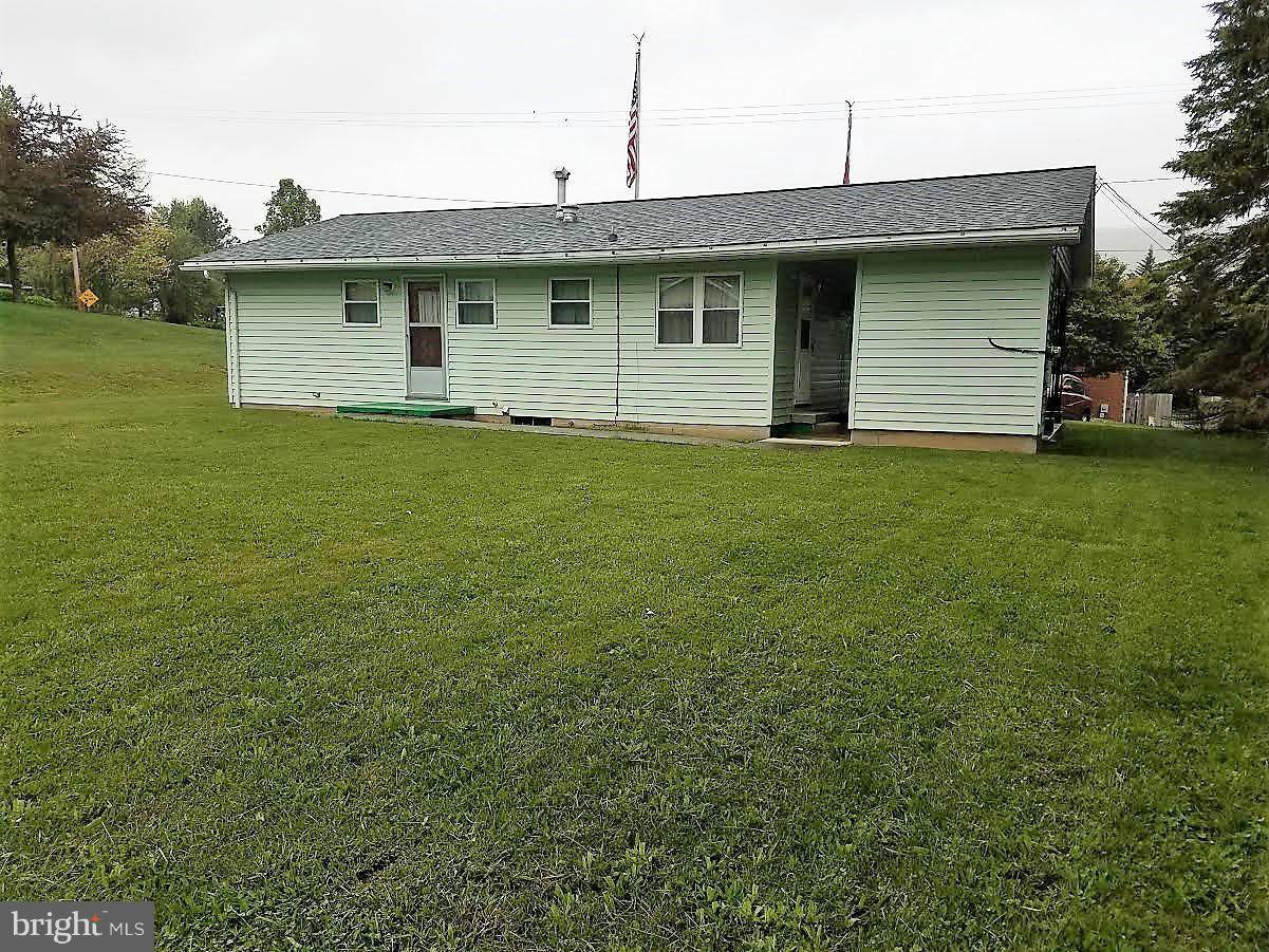 Ridgeley, WV 26753,93 PENNSYLVANIA ST S