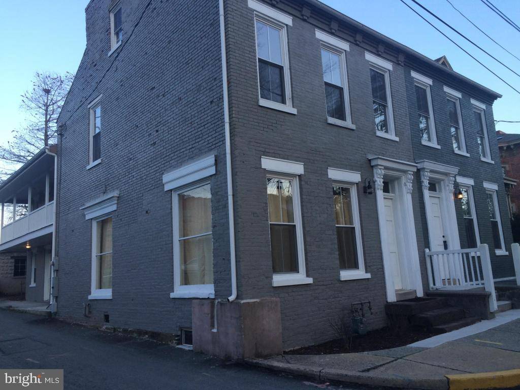 Columbia, PA 17512,25 S 2ND ST