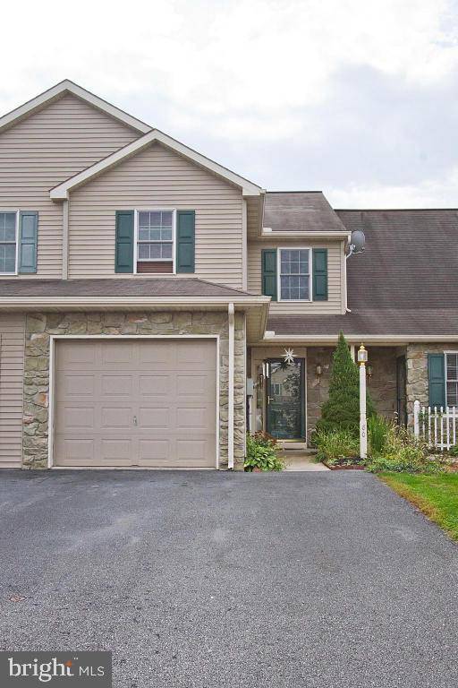 Lititz, PA 17543,80 PEBBLE CREEK DR