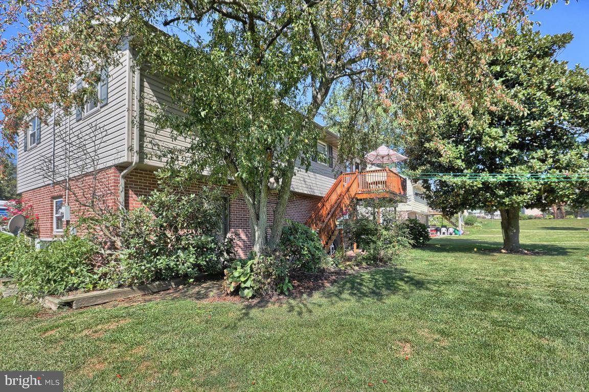 Willow Street, PA 17584,319 PLEASANT VIEW AVE