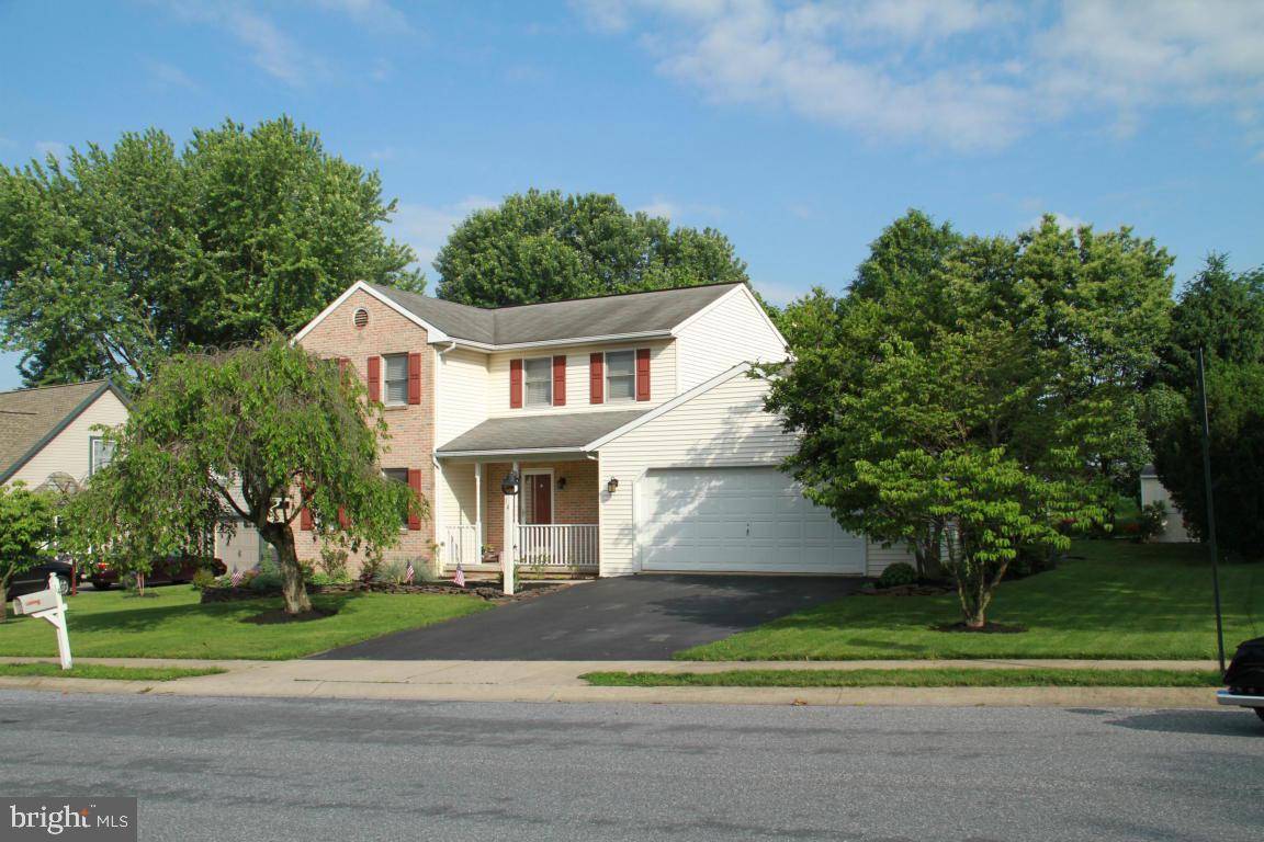 Stevens, PA 17578,14 CARDINAL DR