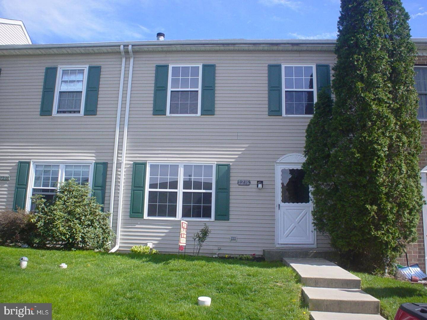 Perkiomenville, PA 18074,1236 PINE RIDGE DR