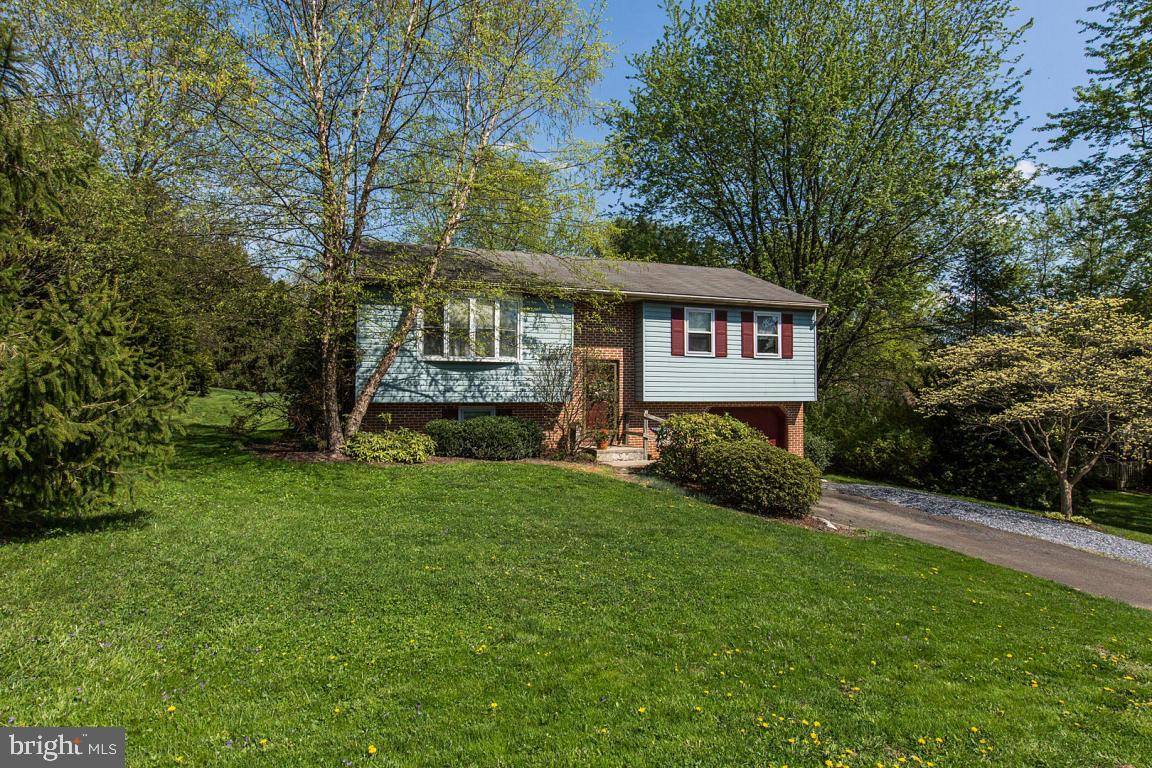 Conestoga, PA 17516,15 ORCHARD LN