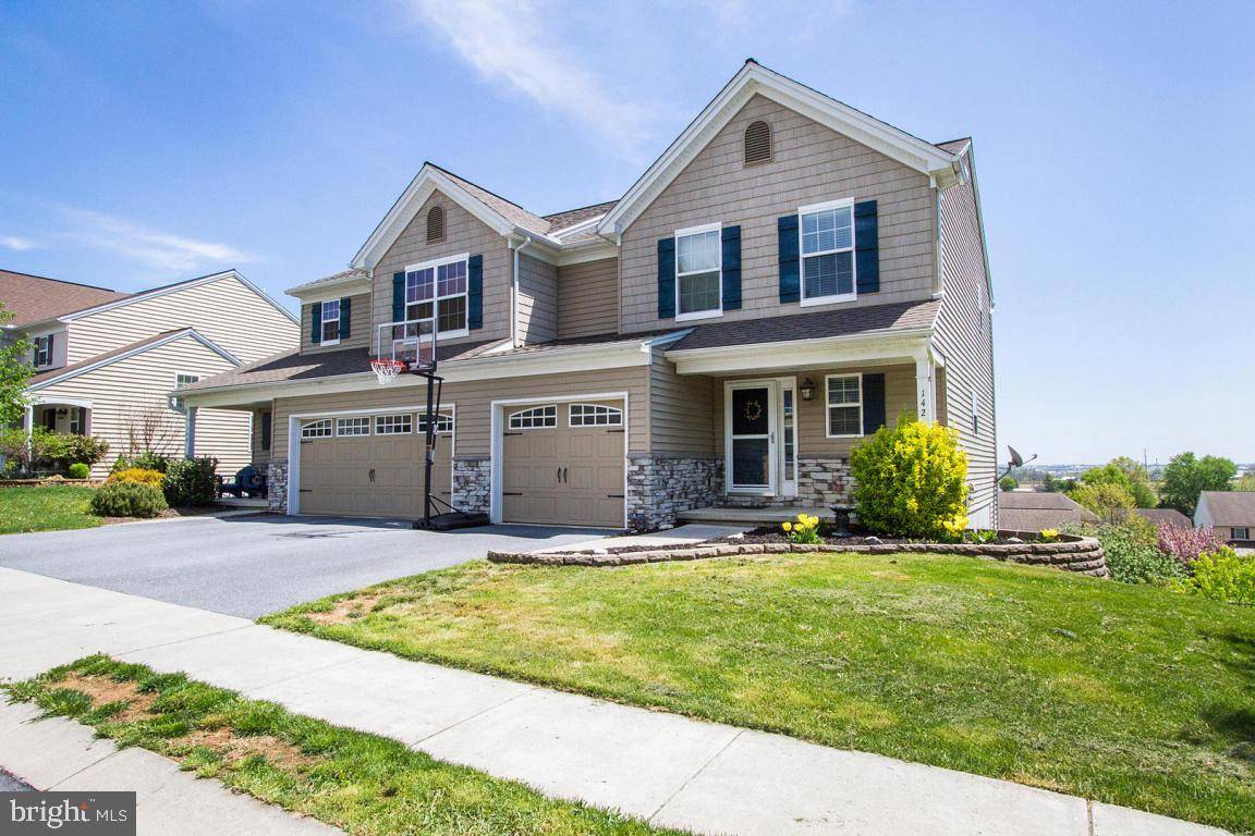 Ephrata, PA 17522,142 EAGLE DR