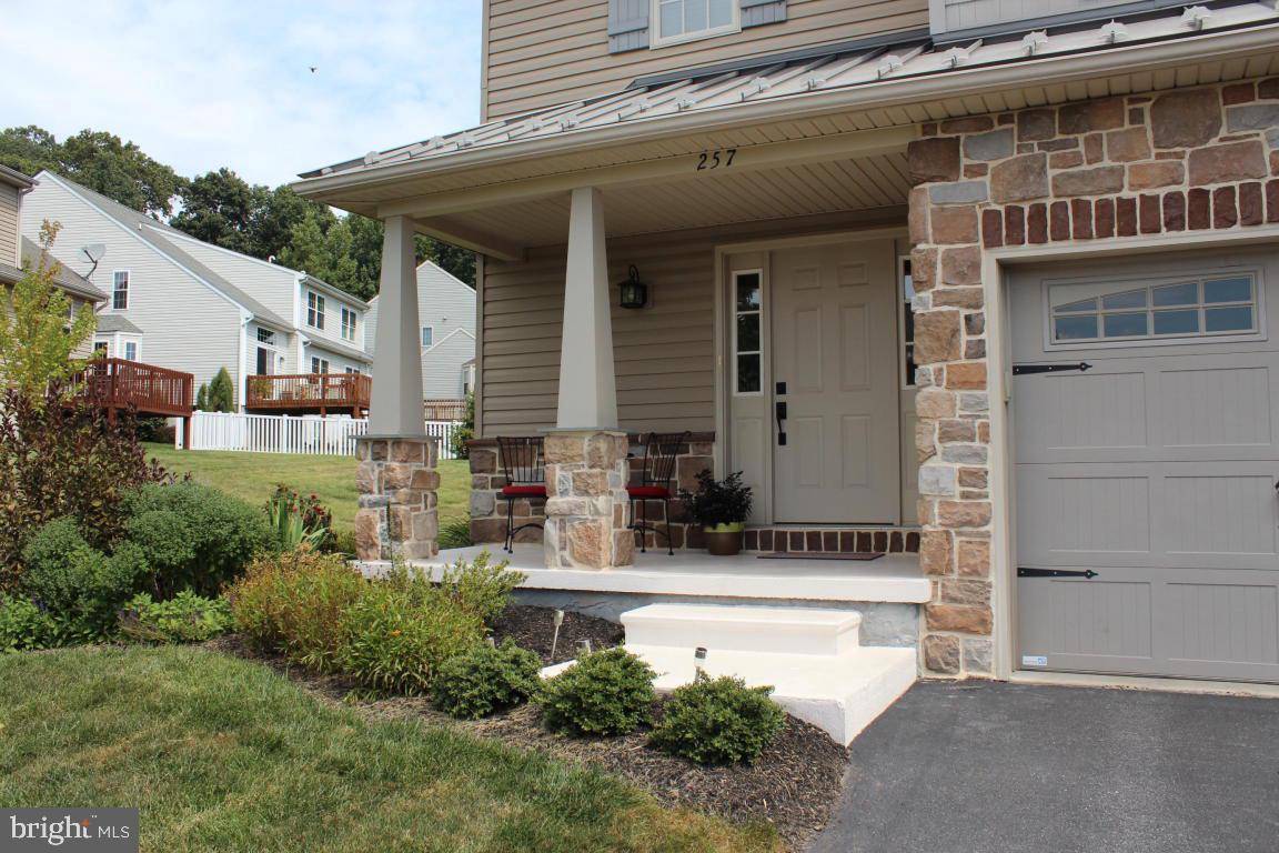 Ephrata, PA 17522,257 EAGLE DR