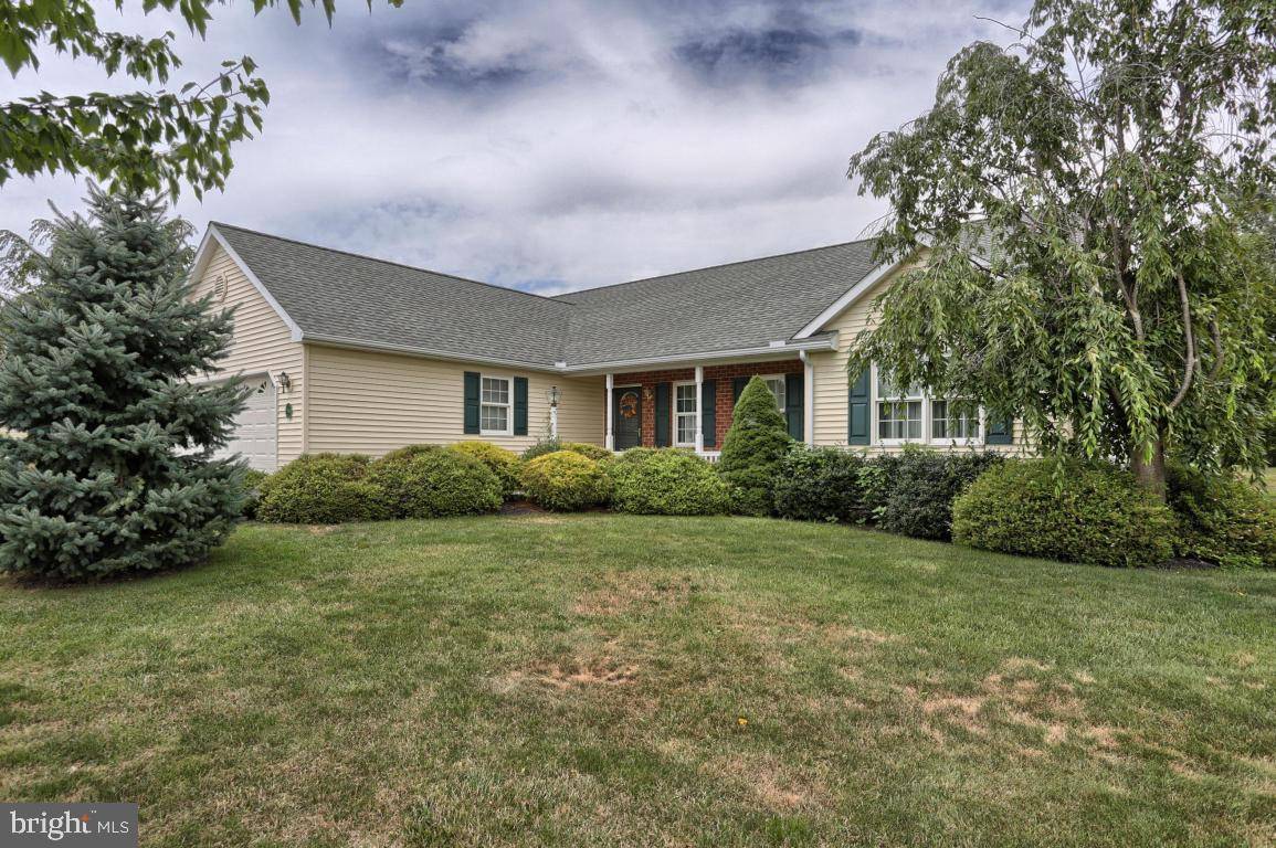 Myerstown, PA 17067,19 GREENBRIAR DR