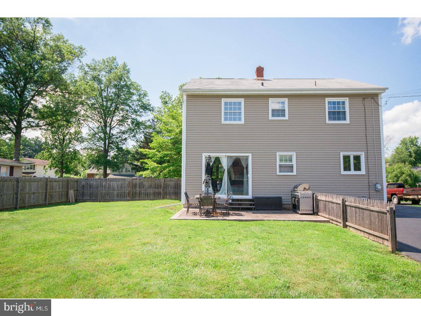 Hatboro, PA 19040,109 BUTTERNUT DR