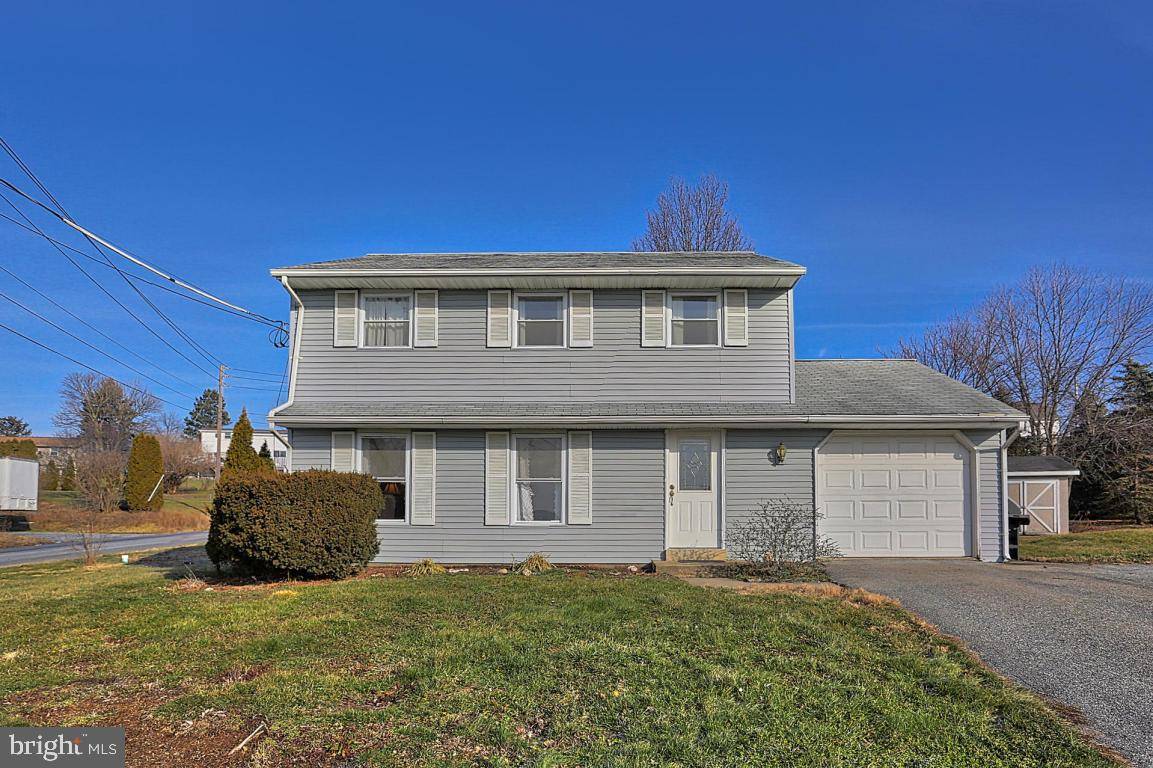 Manheim, PA 17545,745 HOLLY TREE RD