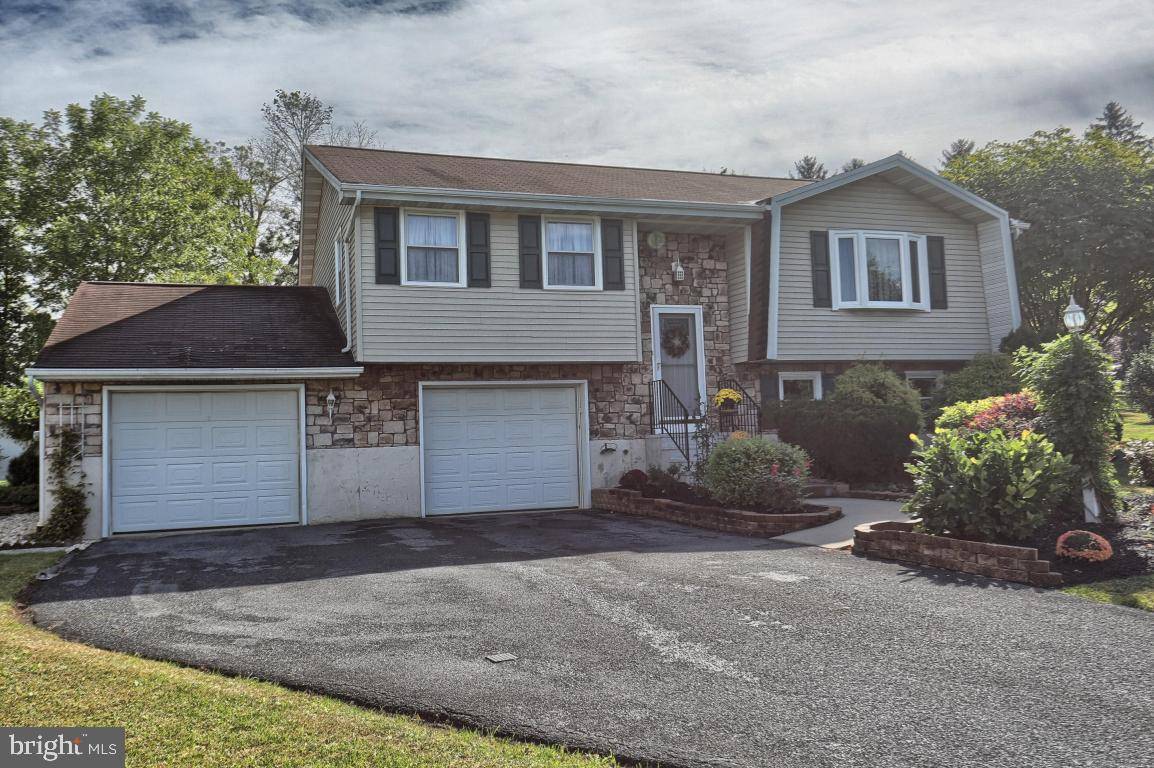 Leola, PA 17540,86 HERTZOG DR