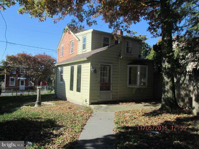 Stevens, PA 17578,94 S KING ST