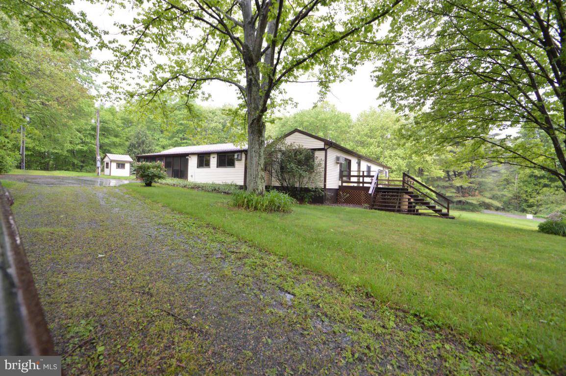 Jonestown, PA 17038,523 HEMLOCK HILL LN