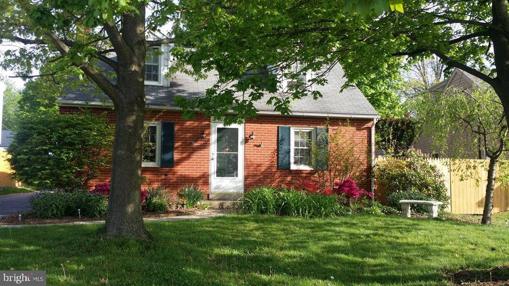 Lancaster, PA 17603,2217 MANOR RIDGE DR