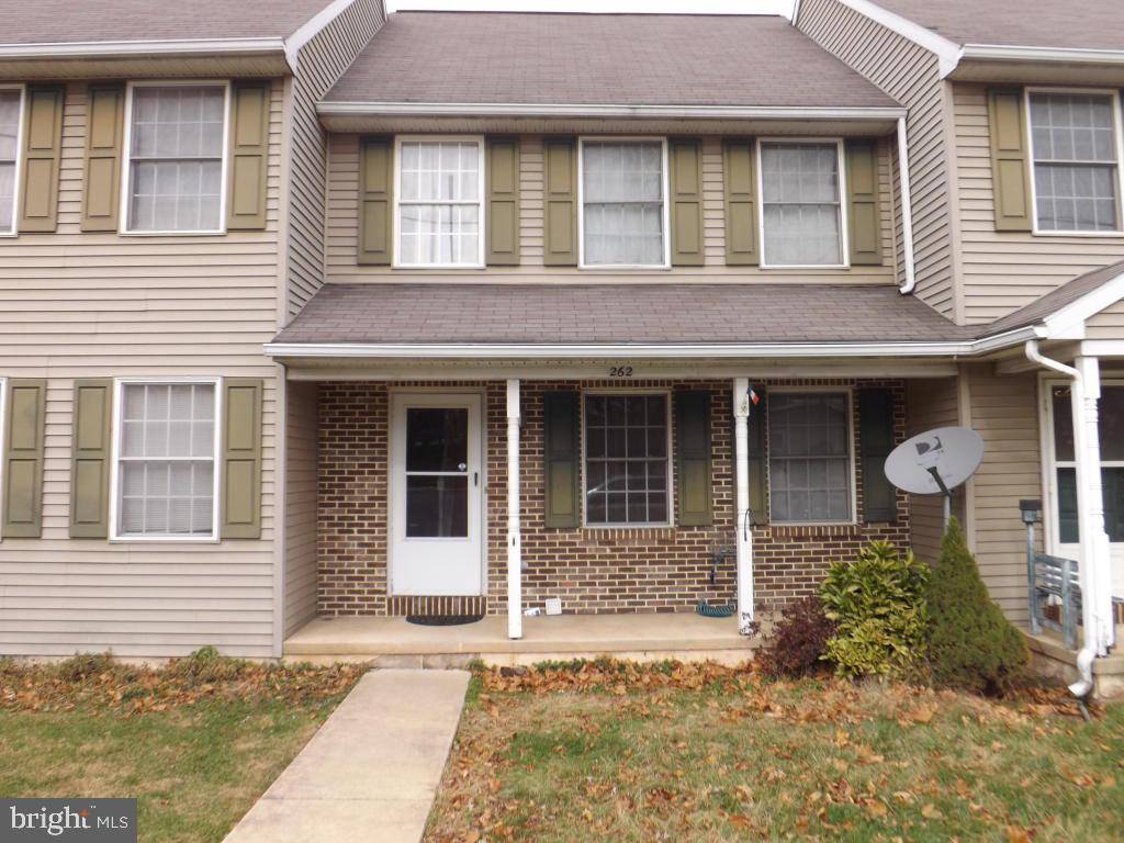 Ephrata, PA 17522,262 TOM AVE