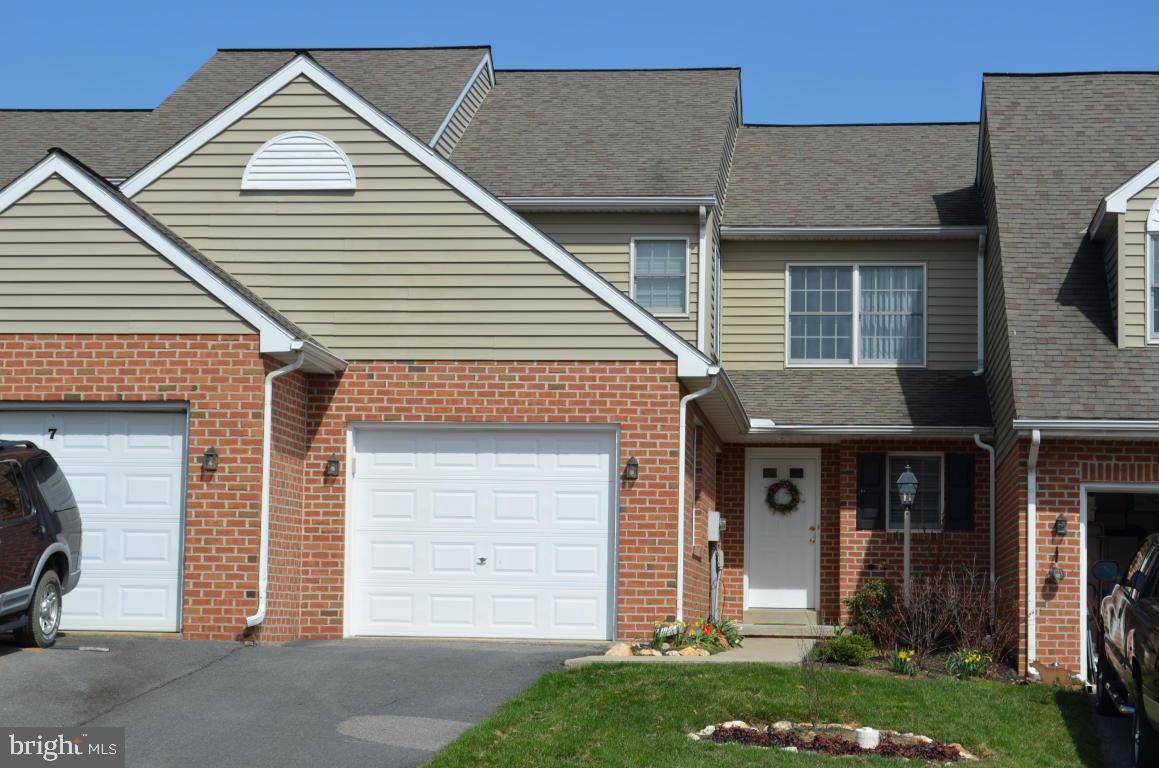 Mountville, PA 17554,11 GEORGETOWN CT
