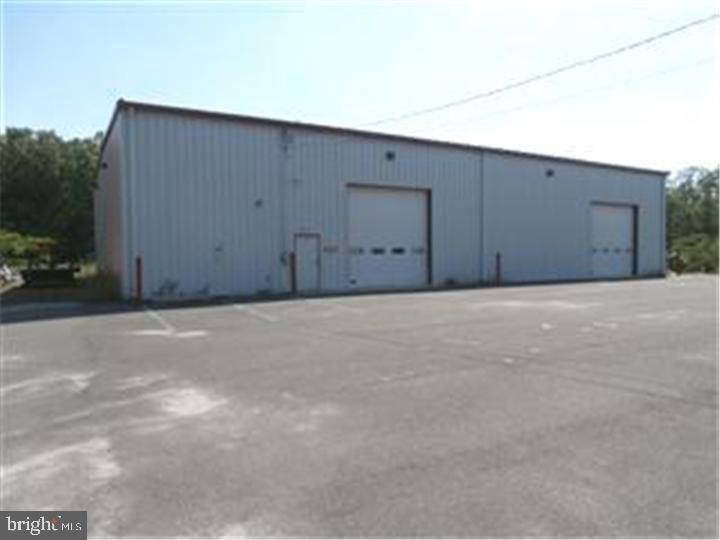 Waterford Works, NJ 08089,900 INDUSTRIAL DR