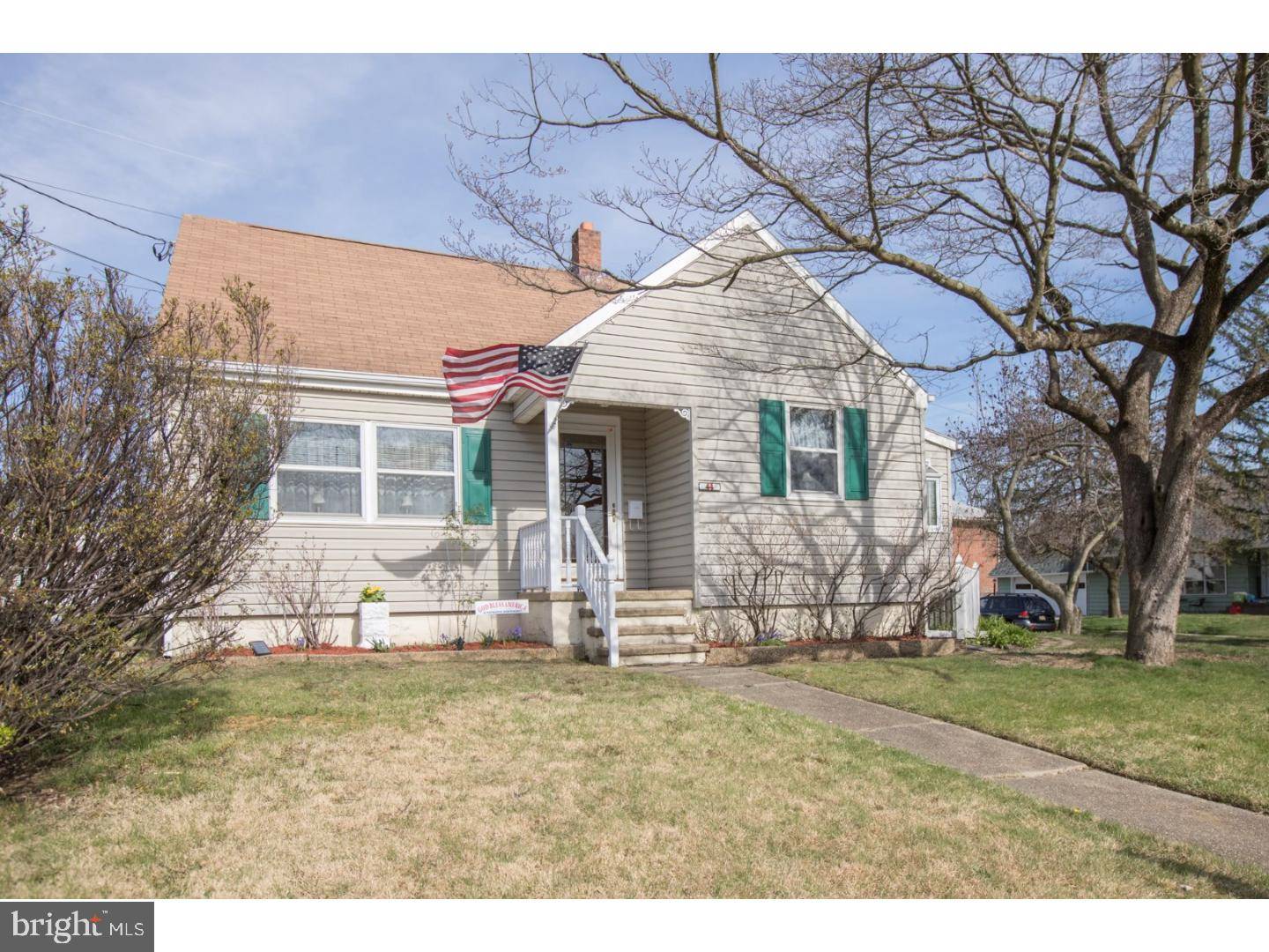 Mount Ephraim, NJ 08059,44 DAVIS AVE