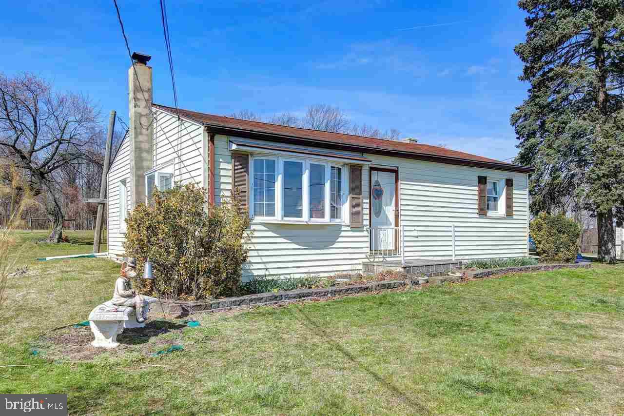 Felton, PA 17322,13388 CROSS ROADS AVE