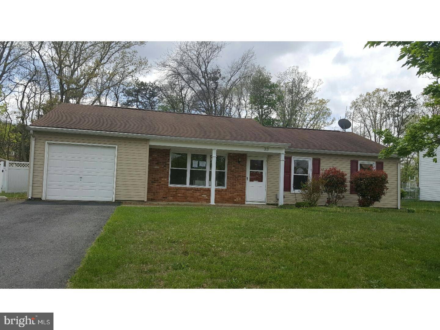 Sicklerville, NJ 08081,33 AVELLA LN