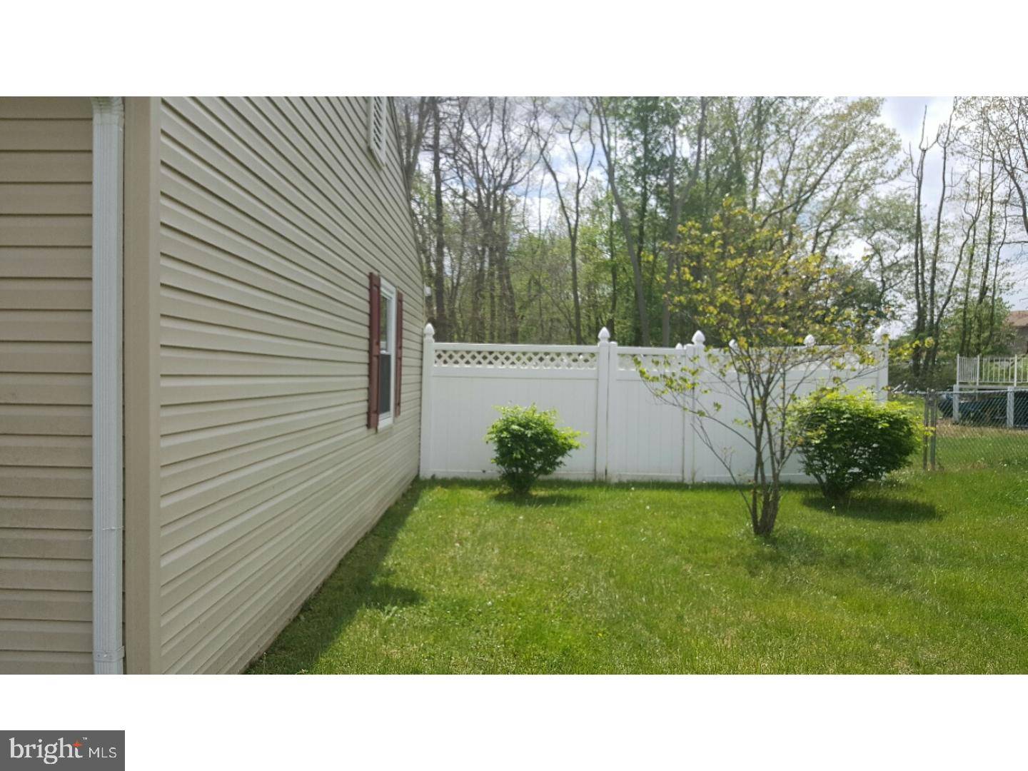 Sicklerville, NJ 08081,33 AVELLA LN