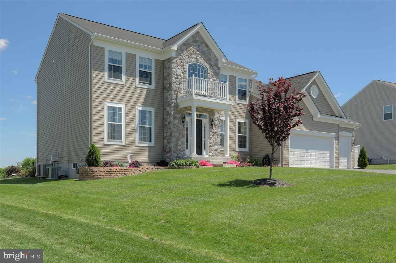 Hanover, PA 17331,2274 WATER GARDEN DR