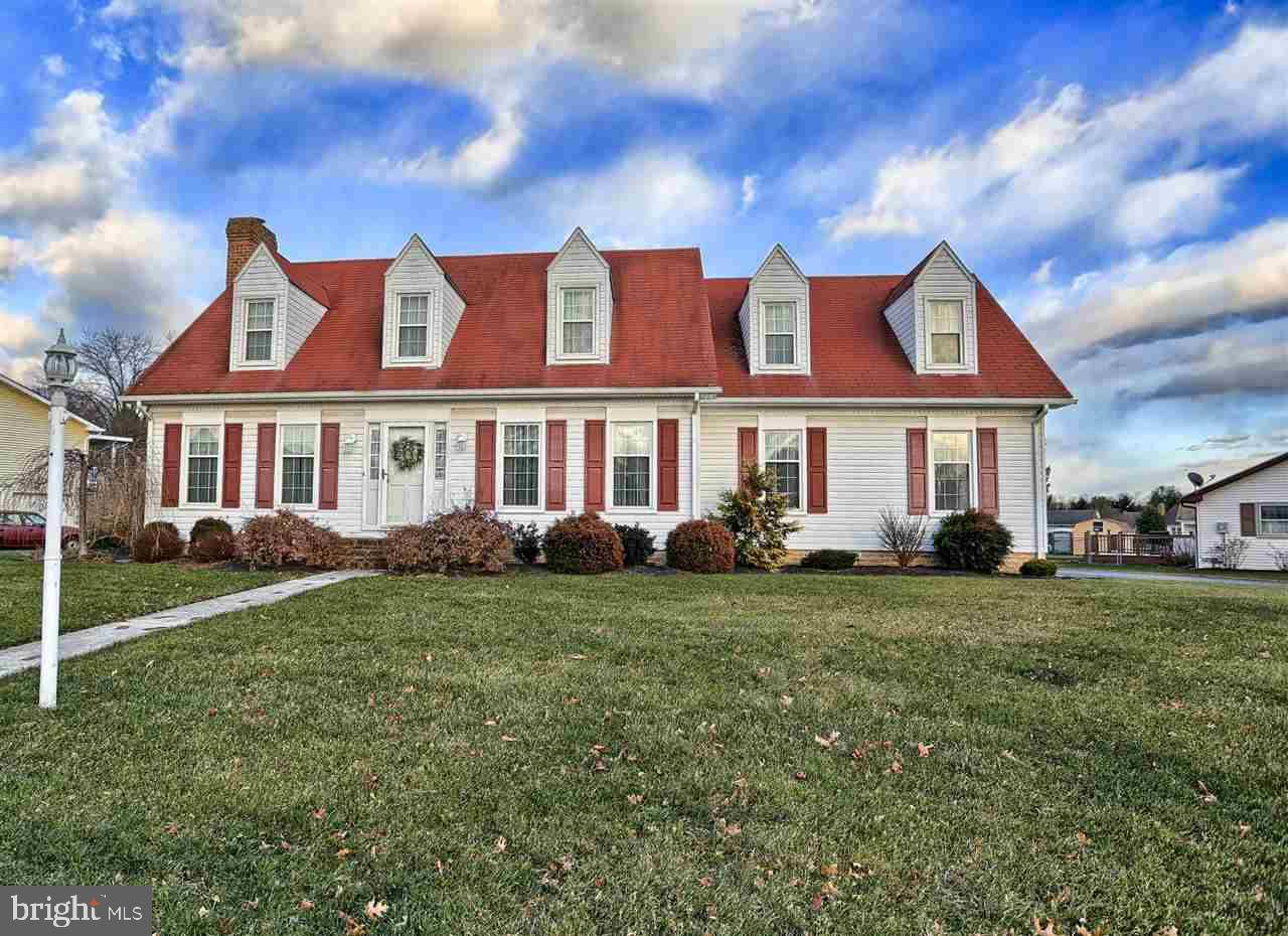 Spring Grove, PA 17362,413 HAMLET DR W