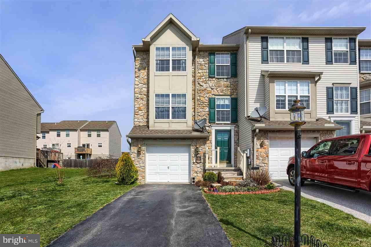 Hanover, PA 17331,110 SARA LN