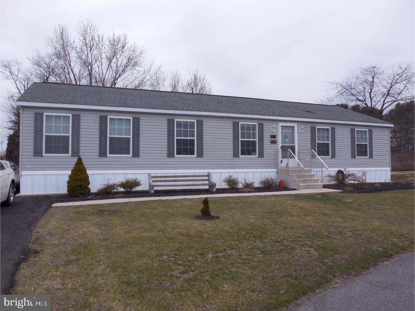 Lehighton, PA 18235,214 AUTUMN LN