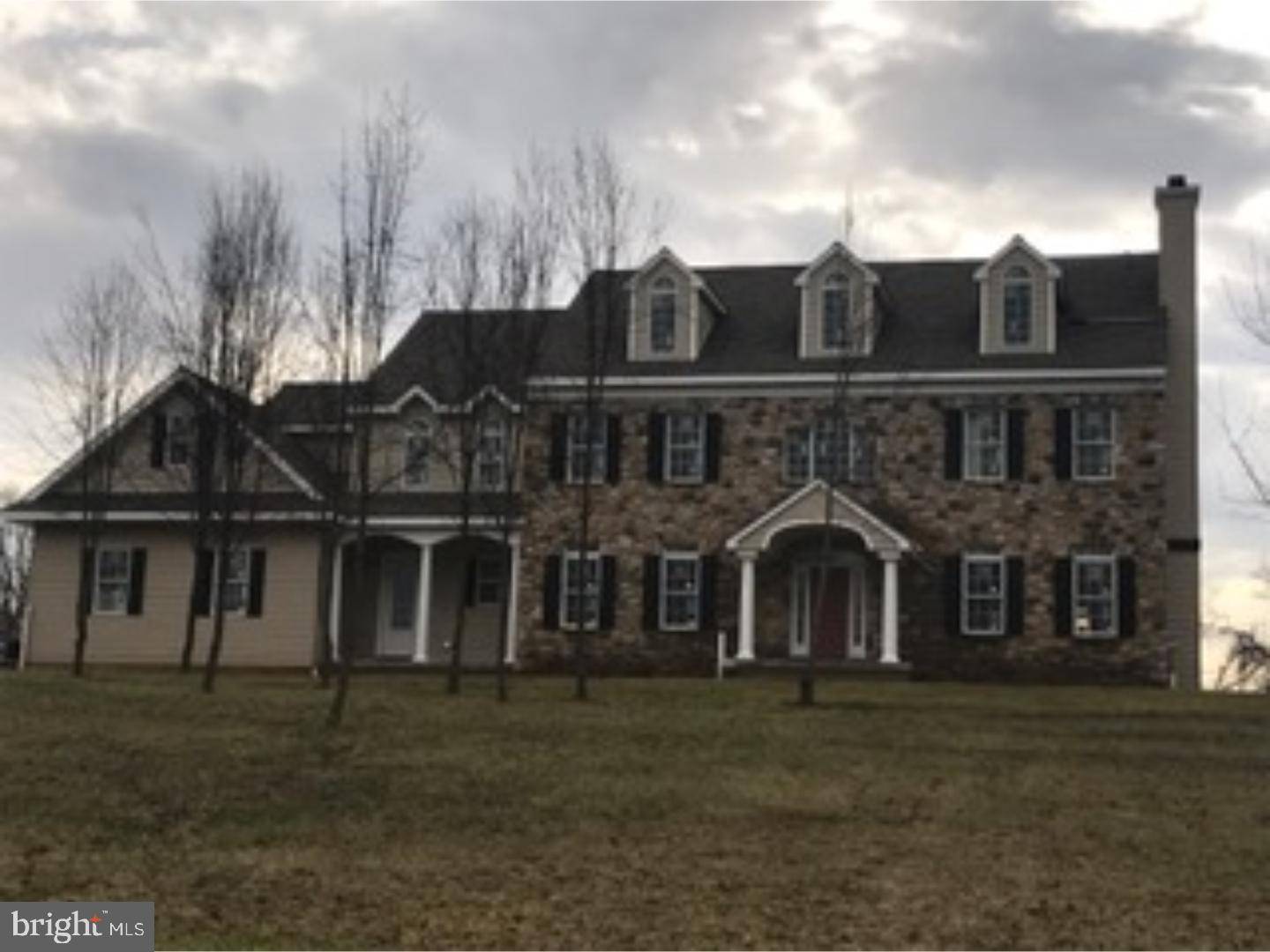 West Chester, PA 19382,6 WAWASET FARM LN