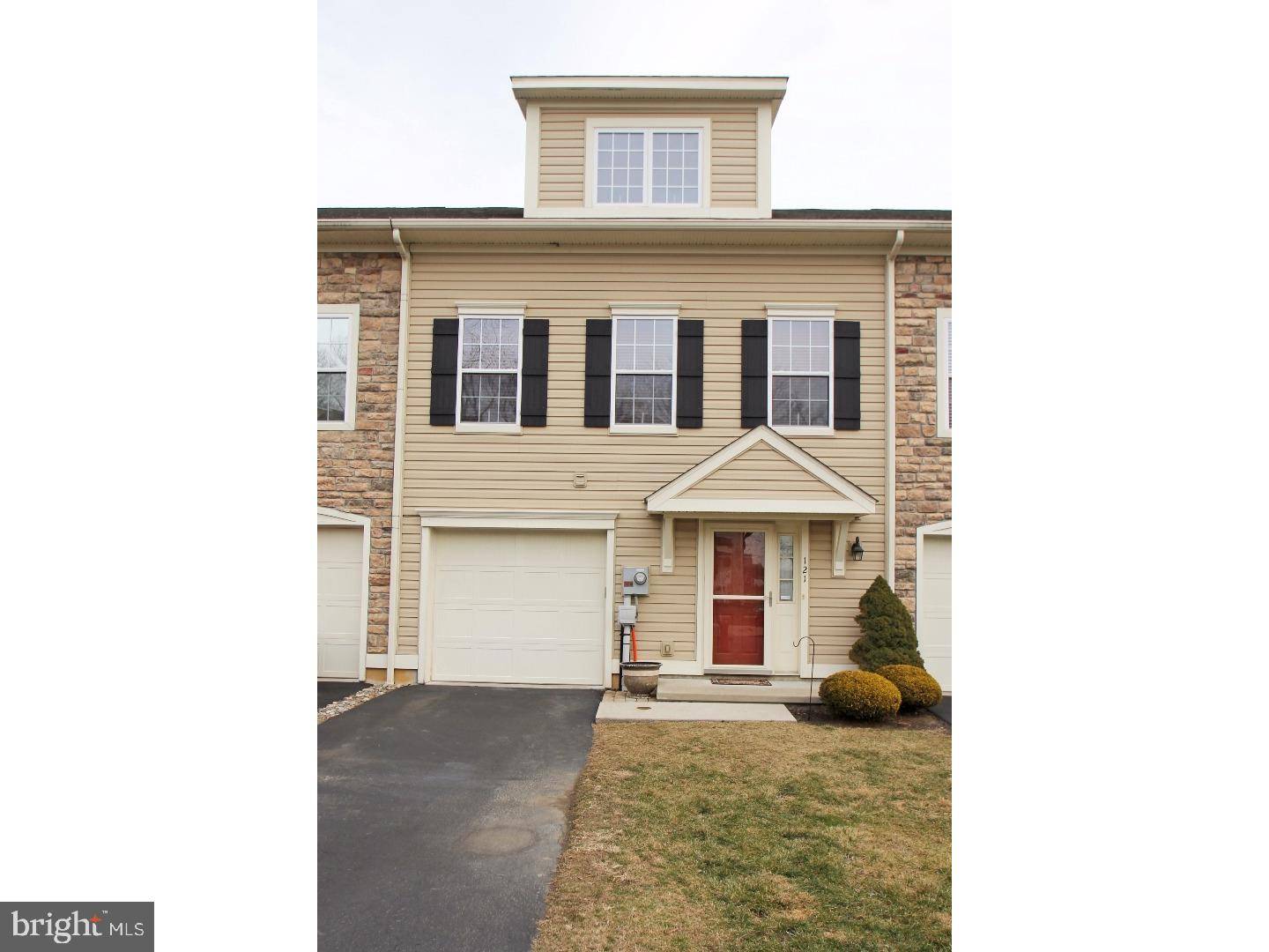 Honey Brook, PA 19344,121 RED OAK CT #23