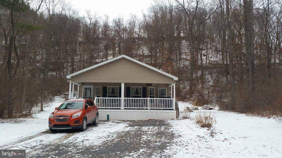 Renova, PA 17760,10544 RENOVO RD