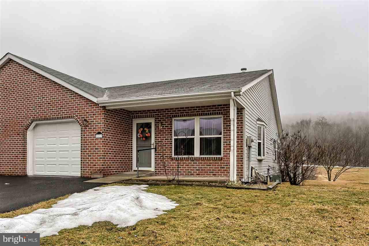 New Bloomfield, PA 17068,221 PATIO CT