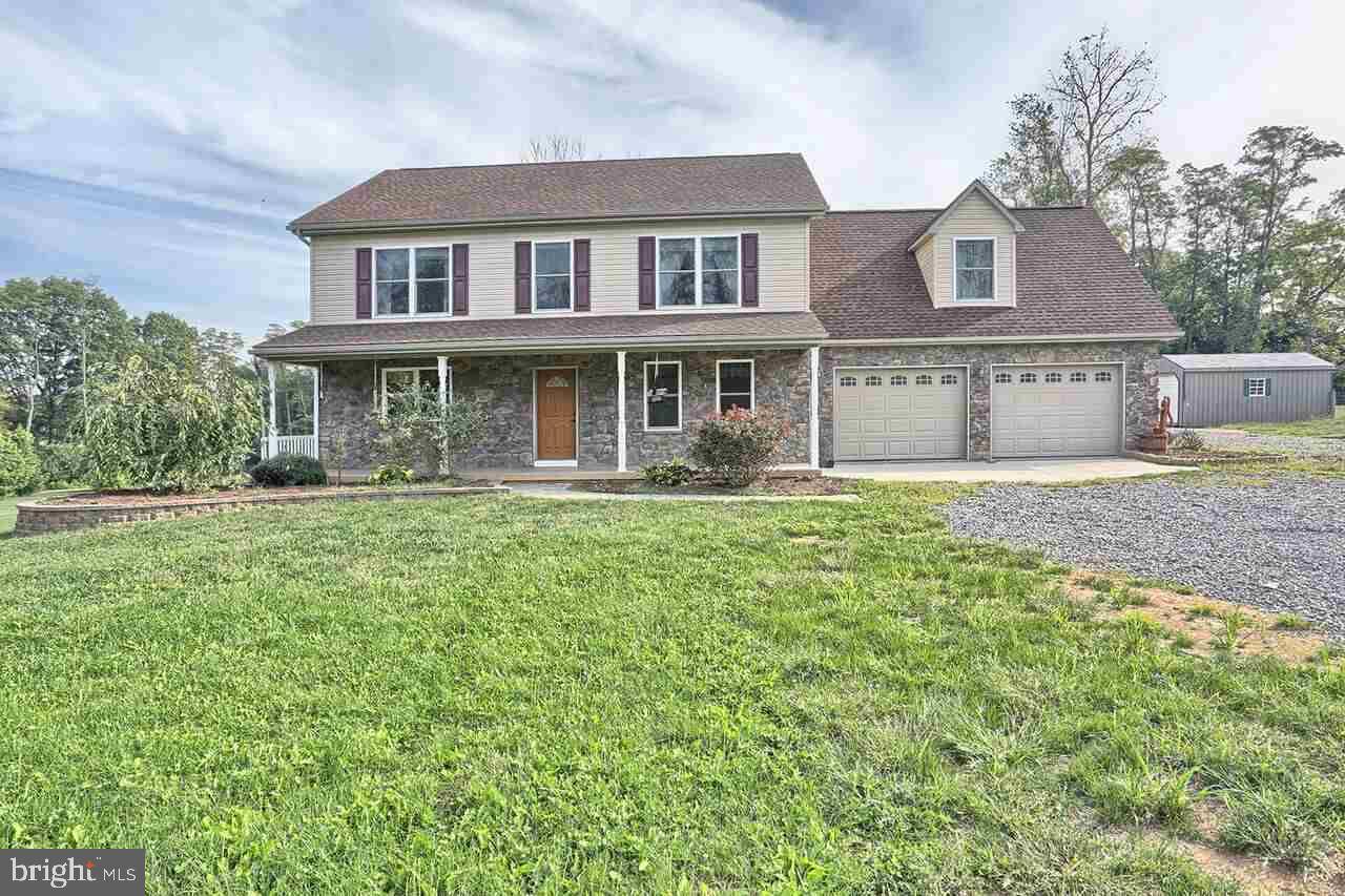 Newville, PA 17241,4 SENSENIG LN