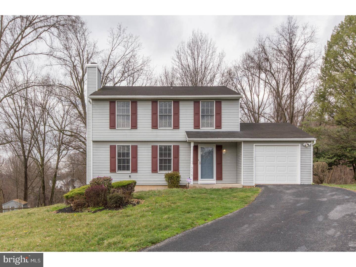 Coatesville, PA 19320,719 SUZANNE DR