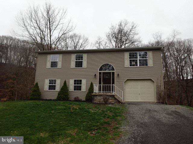 Millersburg, PA 17061,215 RIDGEWOOD DR