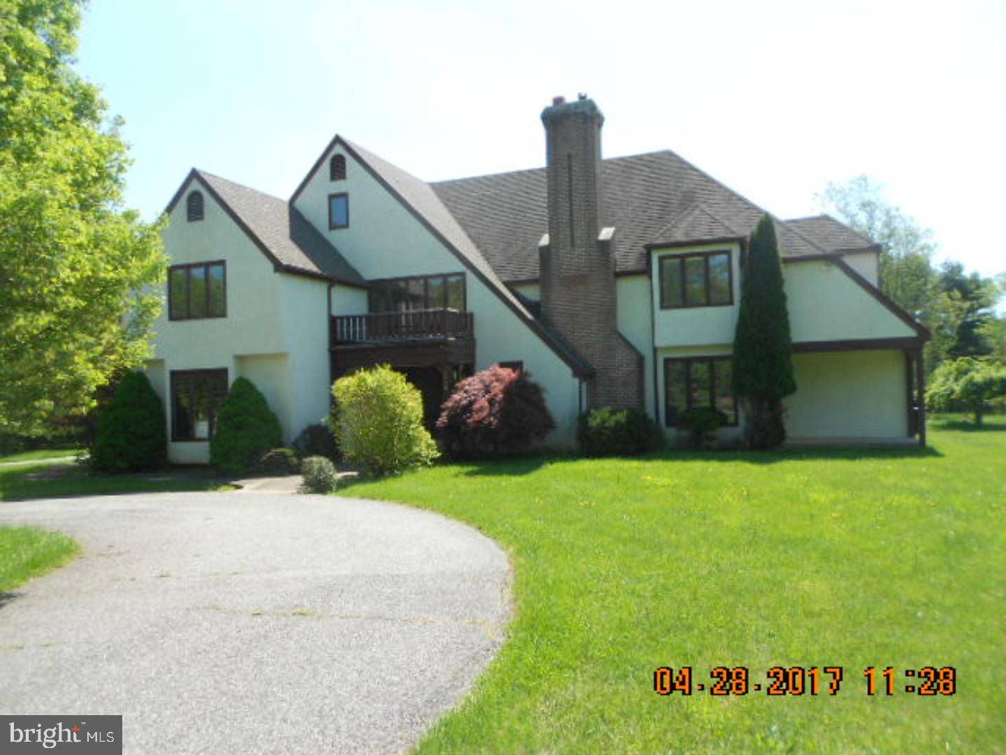 Malvern, PA 19355,1360 SHADOW OAK DR