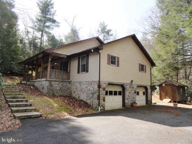 Orrtanna, PA 17353,15 RHODODENDRON DR