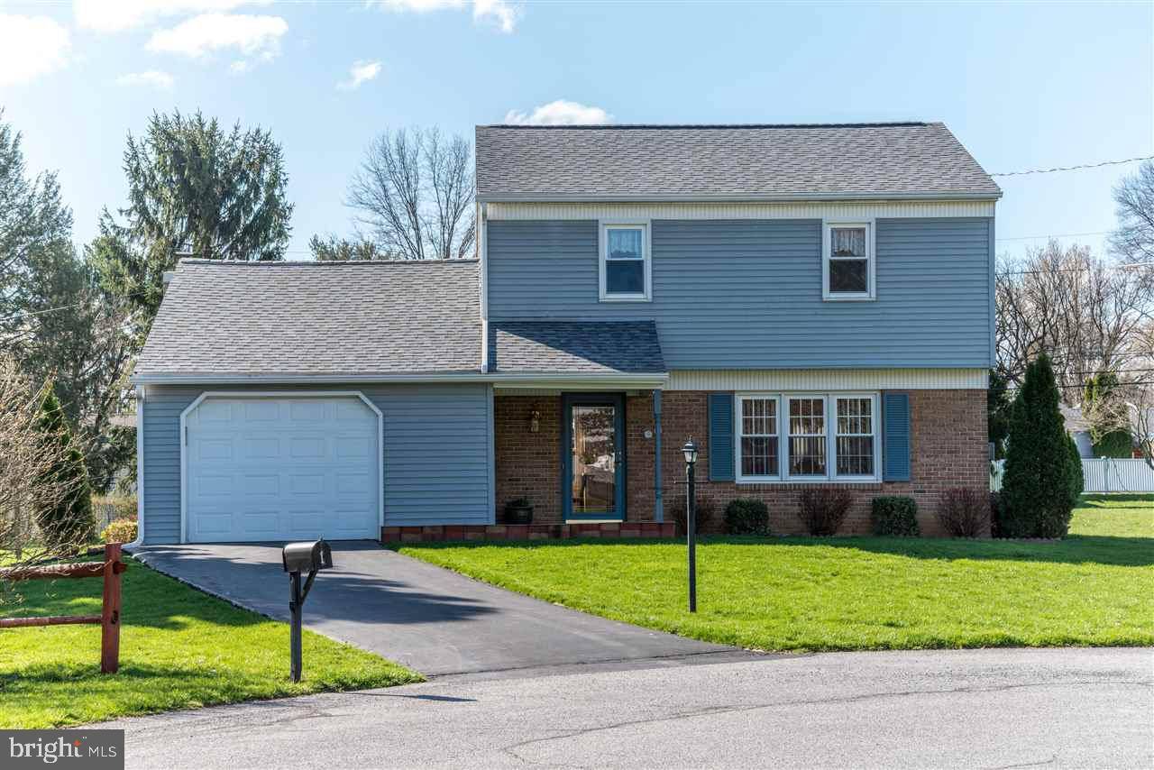 Mechanicsburg, PA 17055,1 HEMLOCK CIR