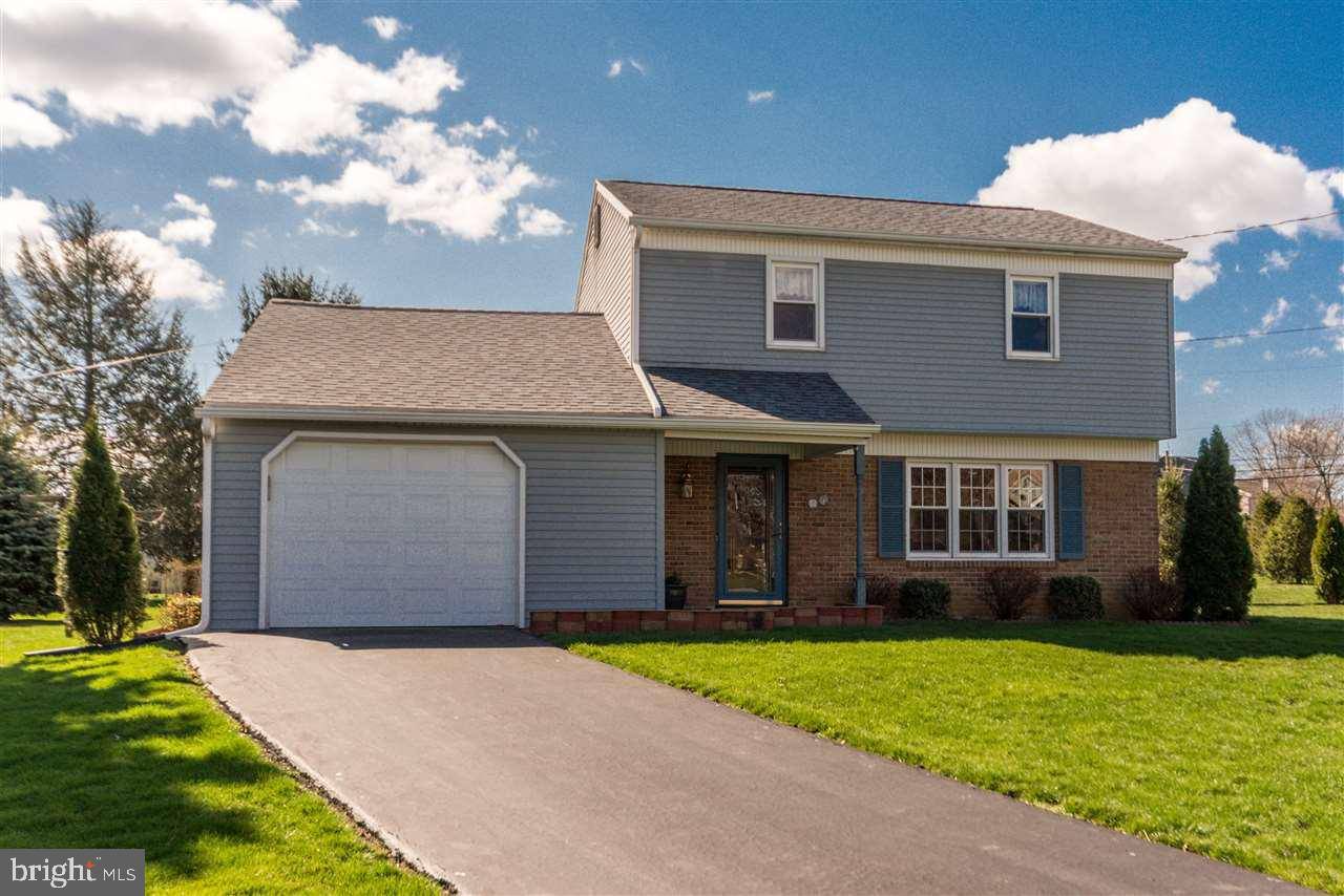 Mechanicsburg, PA 17055,1 HEMLOCK CIR