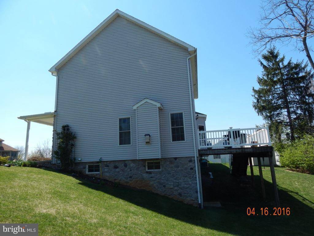 Dillsburg, PA 17019,48 SUMMER DR