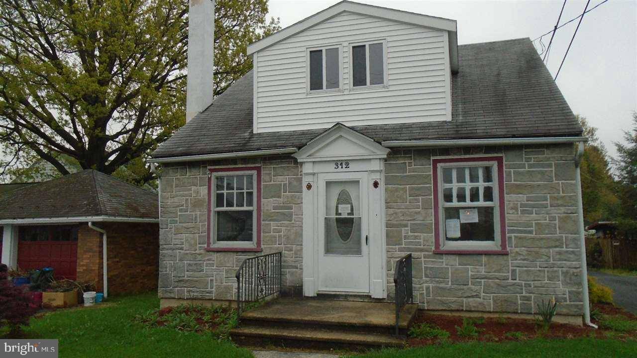 Cleona, PA 17042,312 W CHESTNUT ST