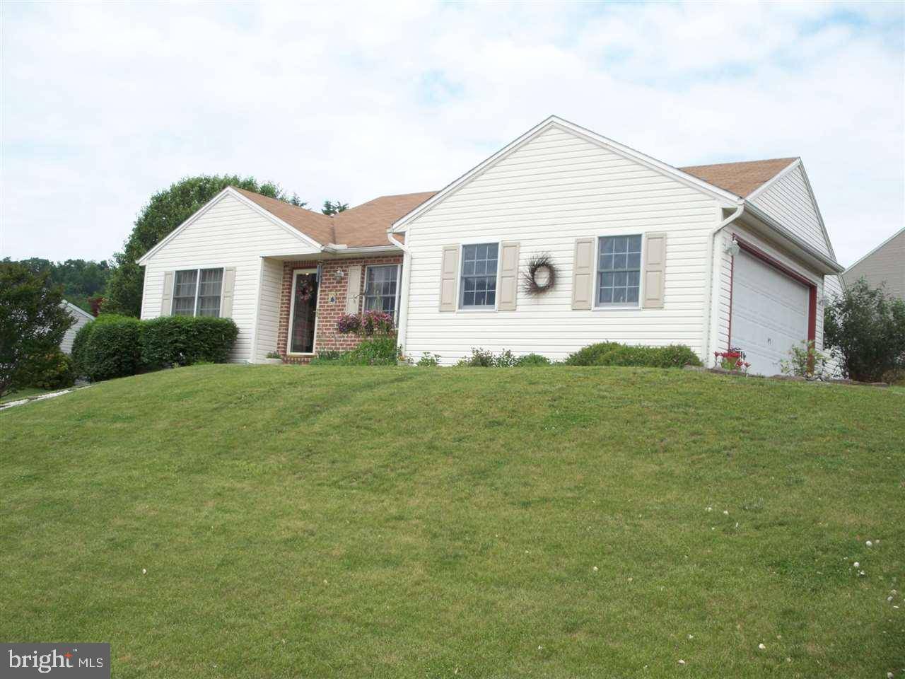 Etters, PA 17319,329 BRAEBURN DR