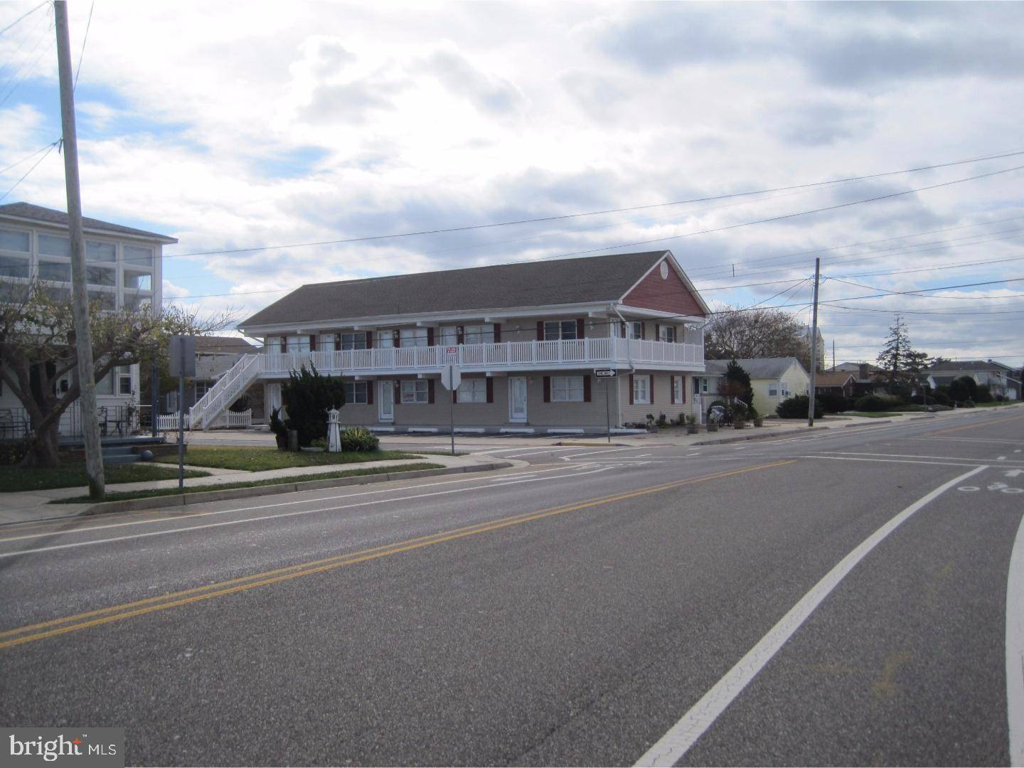 Wildwood Crest, NJ 08260,300 E SYRACUSE AVE #102