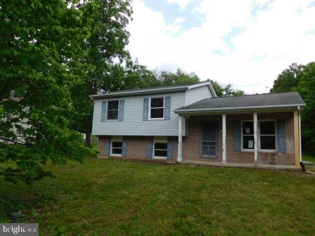 Millersburg, PA 17061,946 ISLE OF Q RD