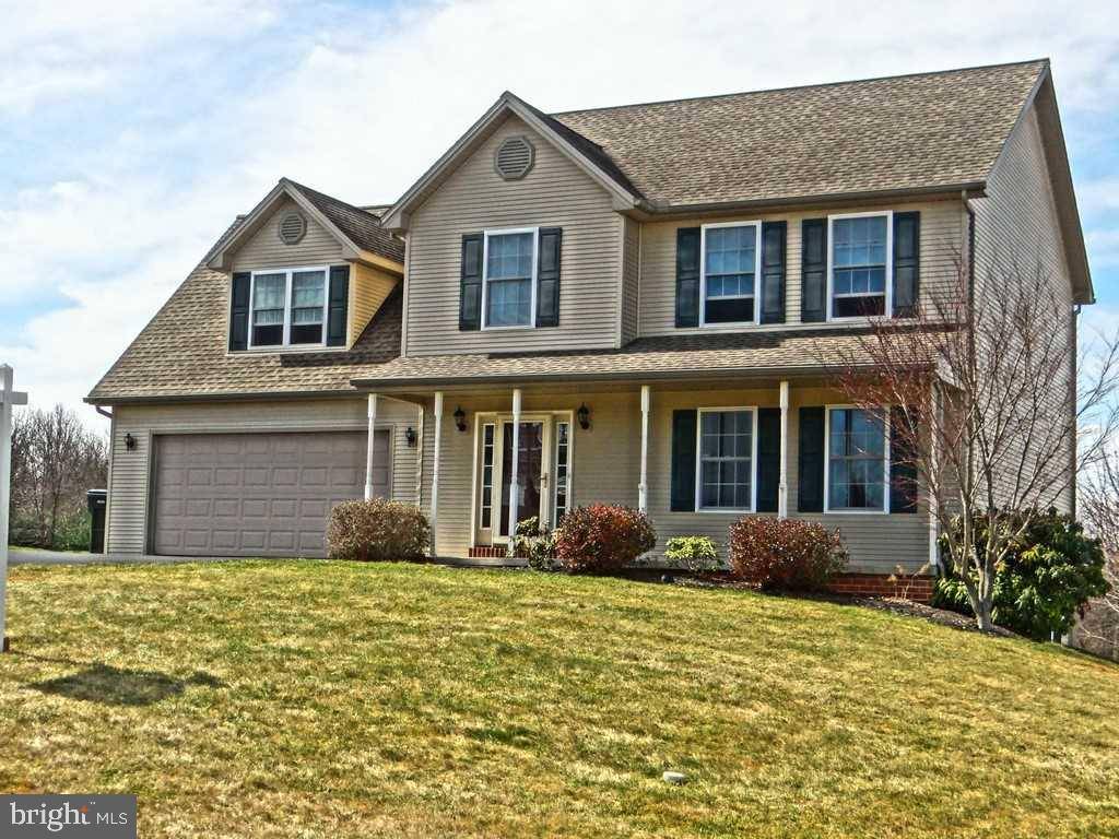 Mt Holly Springs, PA 17065,206 SUNSET DR