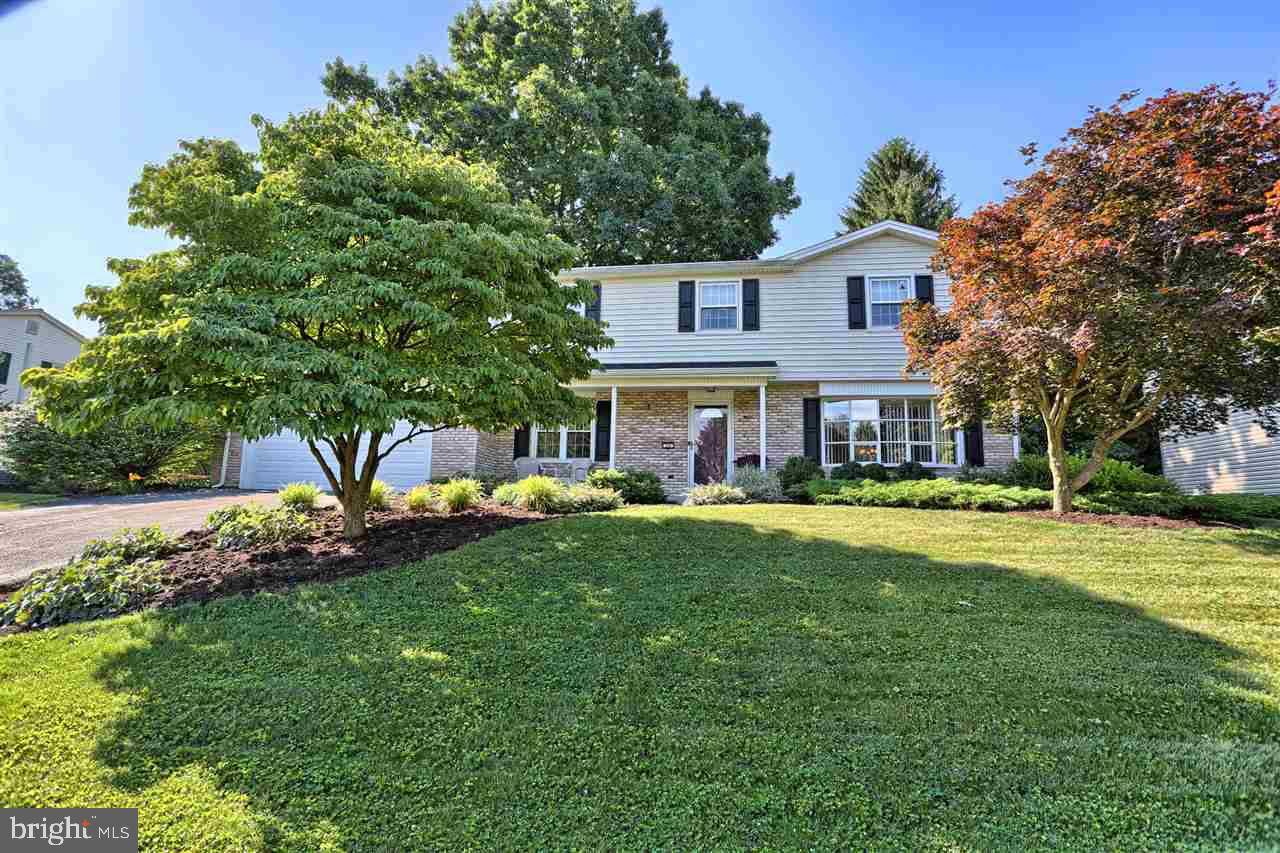 Mechanicsburg, PA 17055,24 MANOR DR