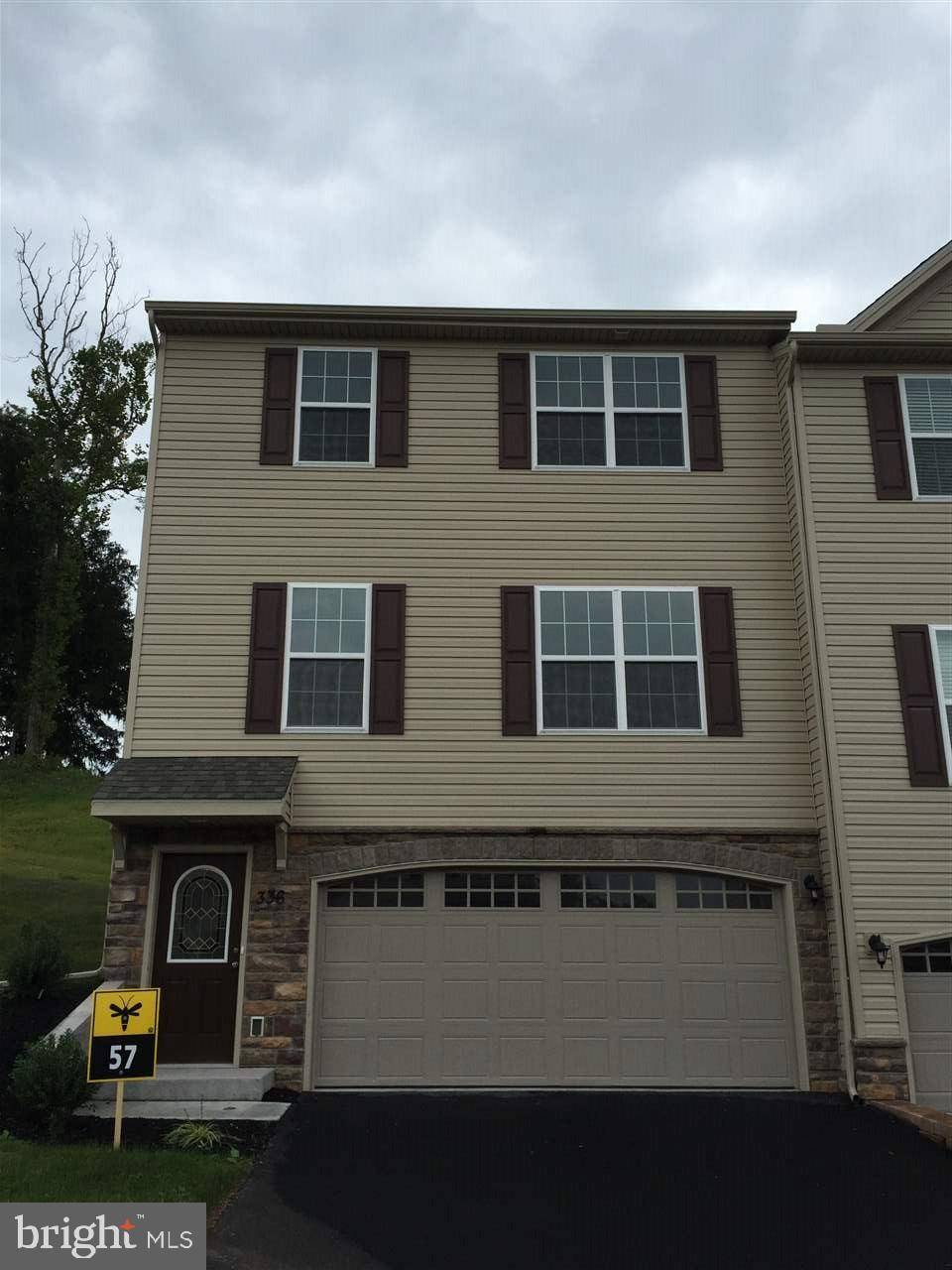 New Cumberland, PA 17070,336 WEATHERSTONE DR