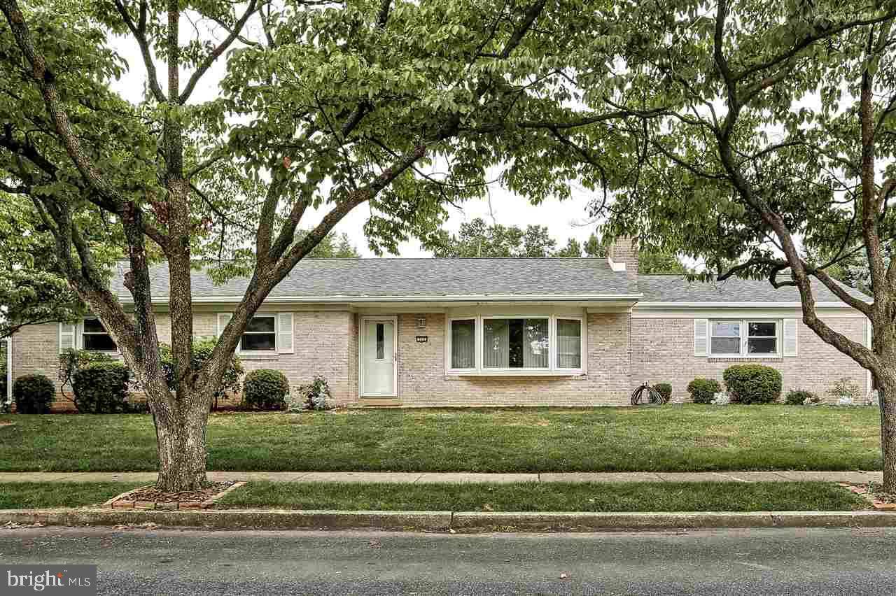 Shiremanstown, PA 17011,312 W COURTLAND AVE