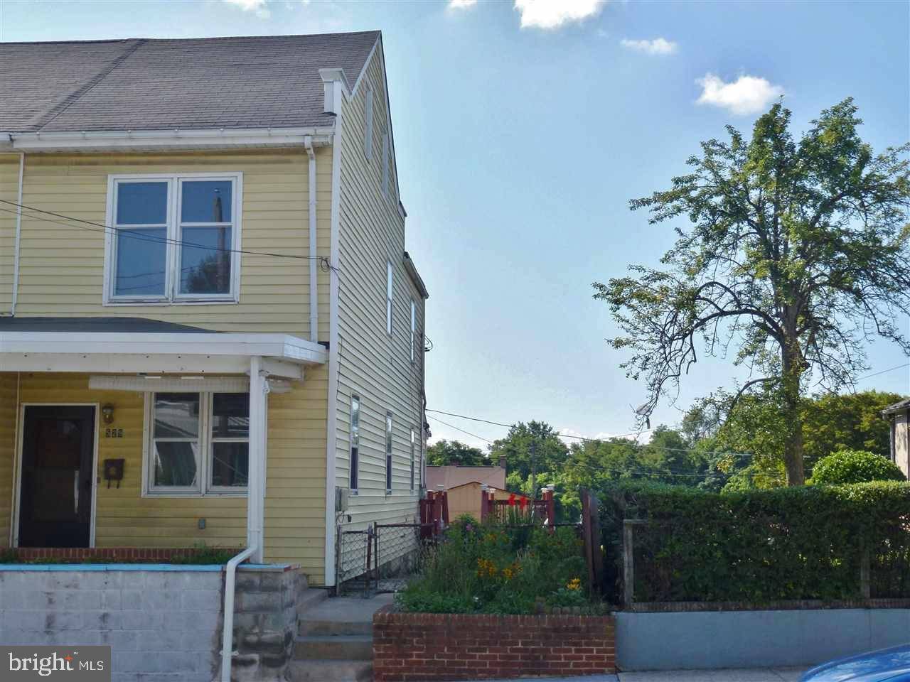 Steelton, PA 17113,529 LINCOLN ST