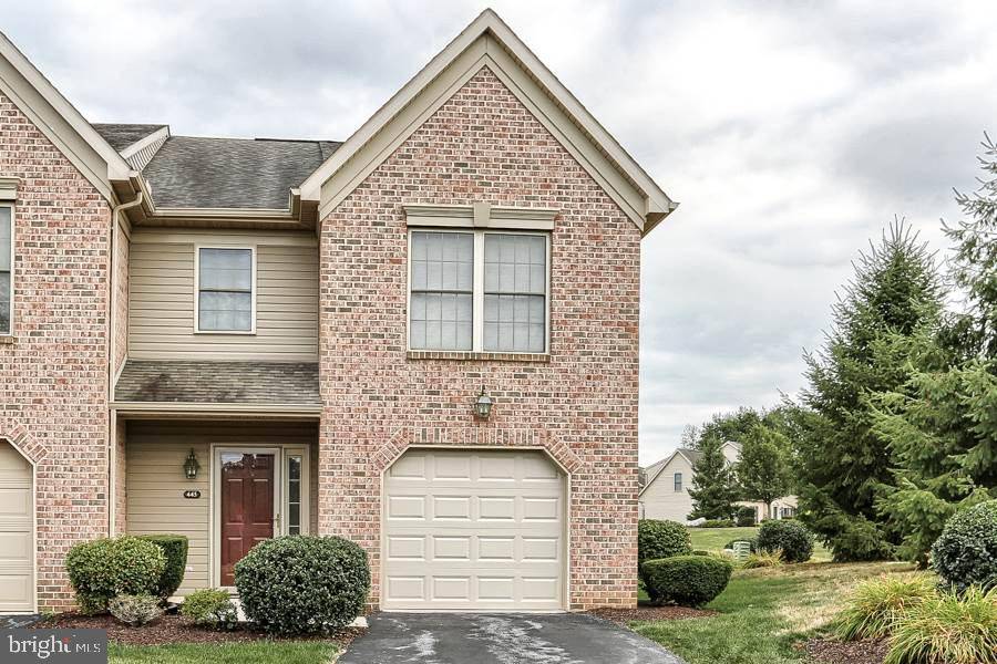 Mechanicsburg, PA 17055,445 STONEHEDGE LN