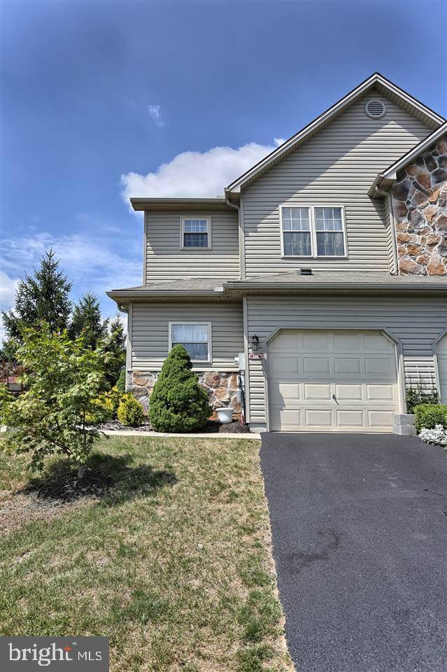 Harrisburg, PA 17111,106 KRISTY LN